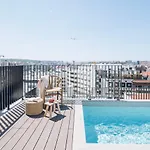 Gias - 2 Bedrooms And Pool In Avenidas Novas