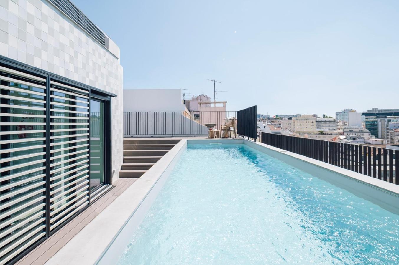 Gias - 2 Bedrooms And Pool In Avenidas Novas *