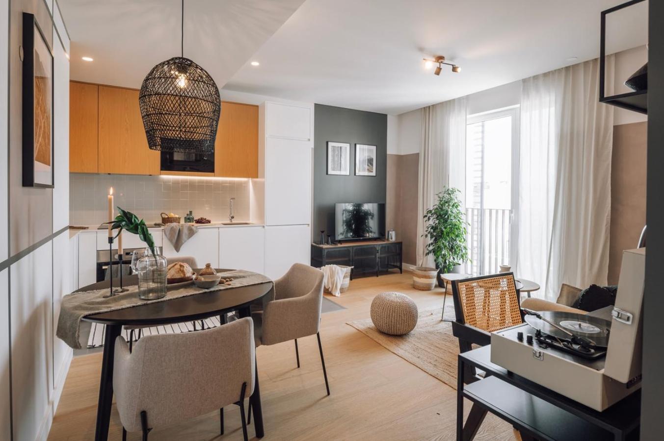 Gias - 2 Bedrooms And Pool In Avenidas Novas Apartamento